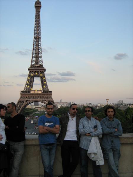 nki d da da ou almomatil almachhor 3issa ou ala3ib almokhadram hassan 