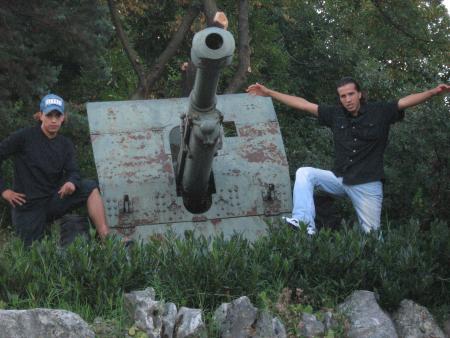 nki d biyfolosan ralharb  n italia d almaghrib